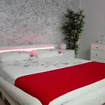 Mecenate Cozy Flat *