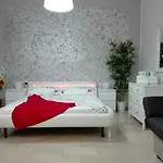 דירה Mecenate Cozy Flat מילאנו
