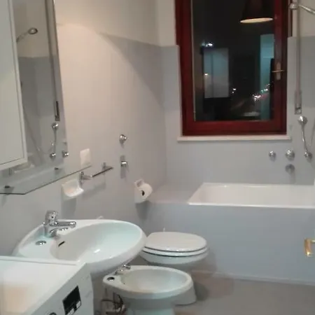 Mecenate Cozy Flat 아파트 밀라노